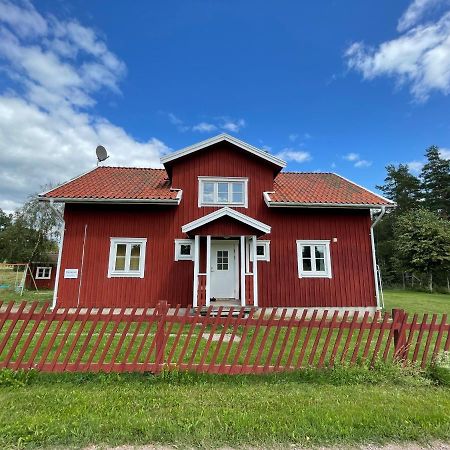 Villa Humpen, Hultakra Mariannelund Esterno foto